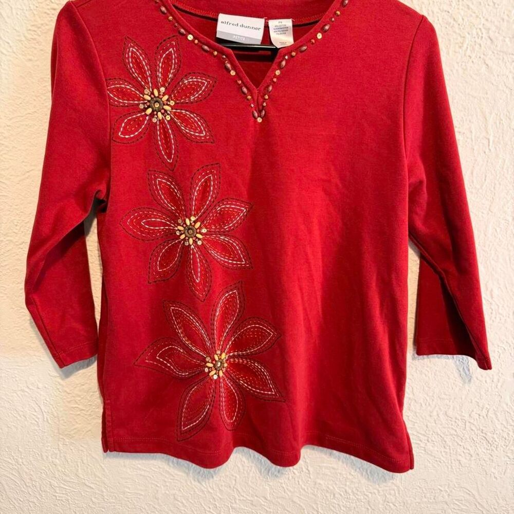 Alfred-dunner Women's Red and Burgundy Blouse